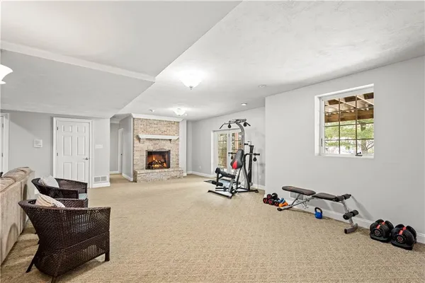 $950,000 | 2333 Southampton Drive, Pittsburgh, PA 15241