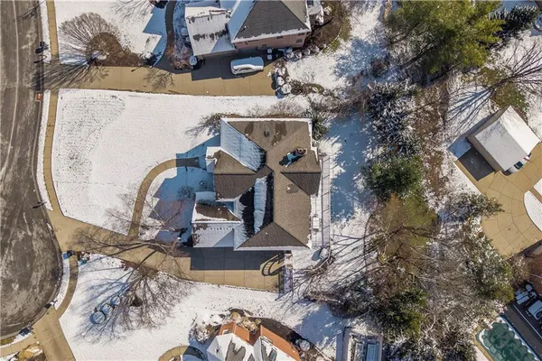 $950,000 | 2333 Southampton Drive, Pittsburgh, PA 15241