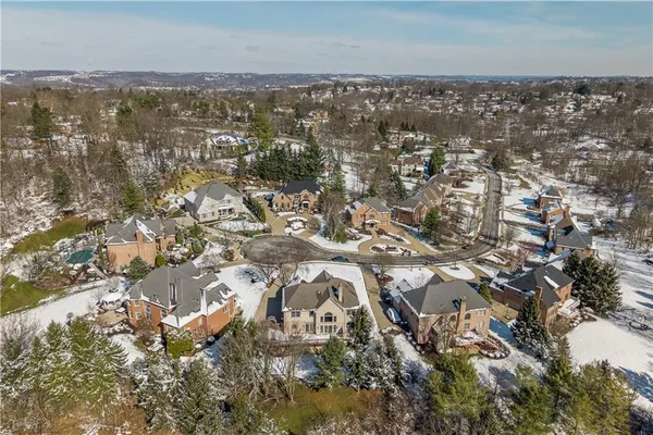 $950,000 | 2333 Southampton Drive, Pittsburgh, PA 15241