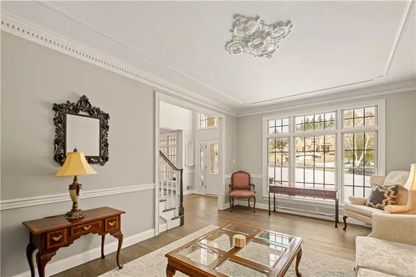 $950,000 | 2333 Southampton Drive, Pittsburgh, PA 15241