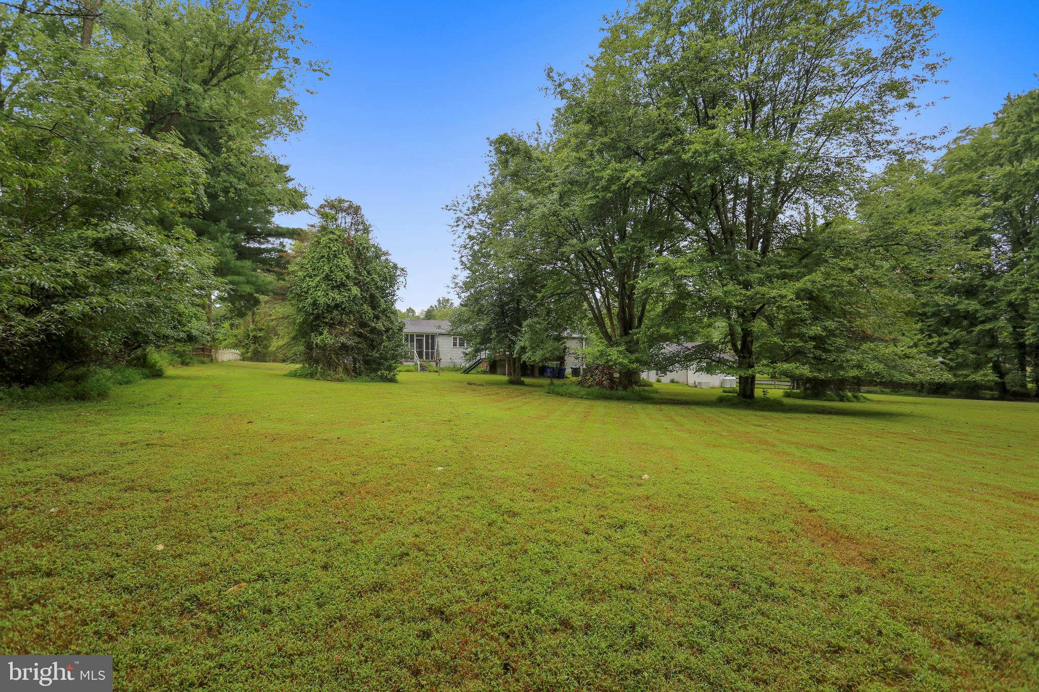 2122 Apple Tree Lane Silver Spring, MD 20905 - Photo 18 of 19
