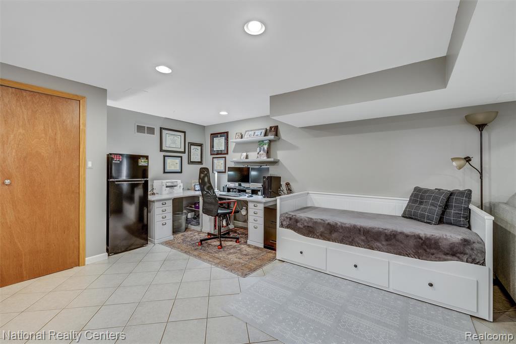 3059 Kenmore Road Berkley, MI 48072 - Photo 36 of 55 Gallery Image 36