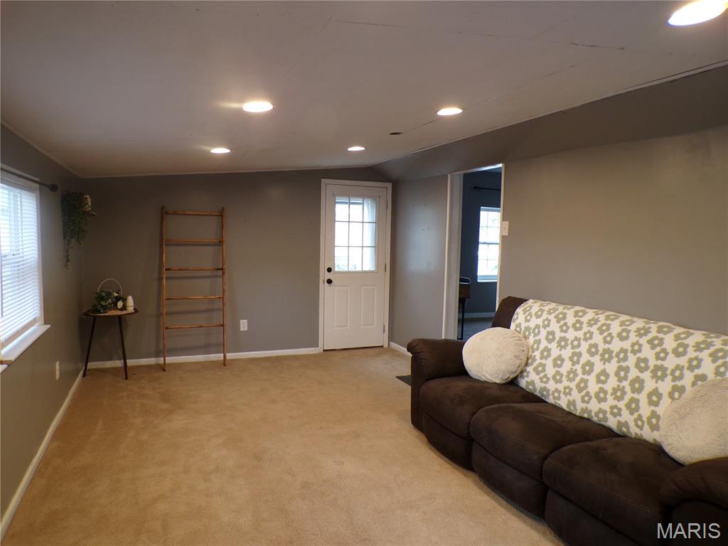 502 Elmont Road Sullivan, MO 63080 - Photo 19 of 21