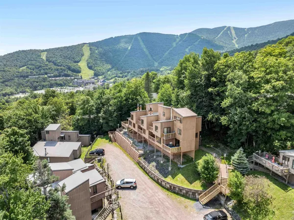 $358,000 | 50 Hobbit Hill, Unit 66, Warren, VT 05674