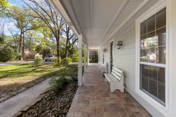 $455,000 | 1 Cape Chestnut Drive, The Woodlands, TX 77381