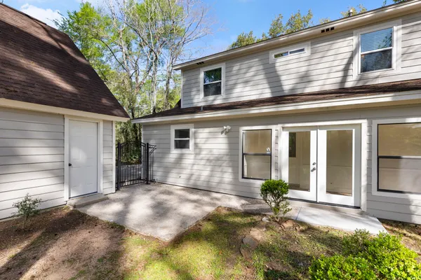 $455,000 | 1 Cape Chestnut Drive, The Woodlands, TX 77381
