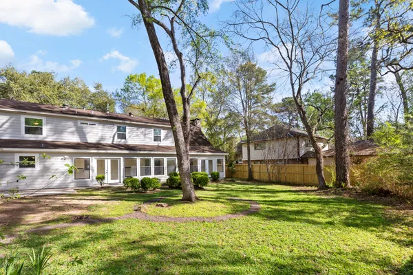$455,000 | 1 Cape Chestnut Drive, The Woodlands, TX 77381