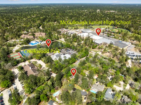 $455,000 | 1 Cape Chestnut Drive, The Woodlands, TX 77381