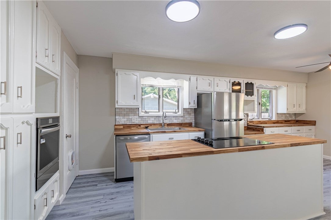 3225 North Brett Avenue Decatur, IL 62526 - Photo 7 of 25 Gallery Image 7