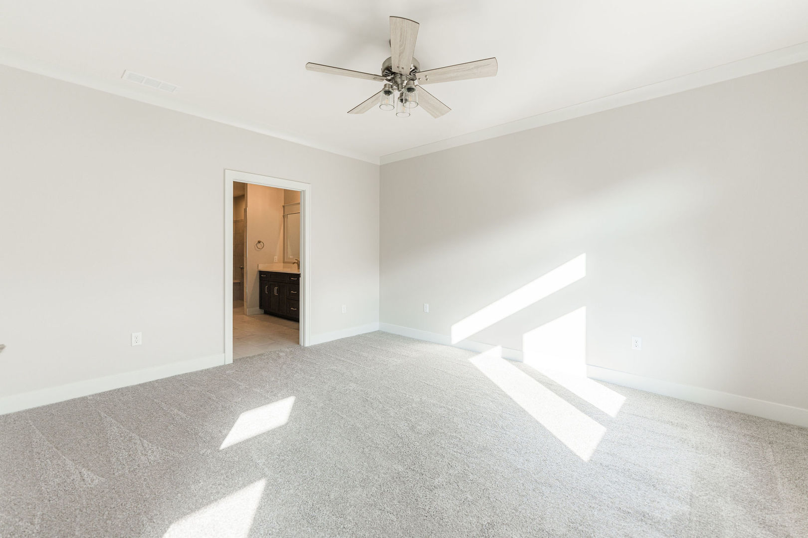 68 Kloe Lane, Unit 68 Sycamore, IL 60178 - Photo 12 of 49