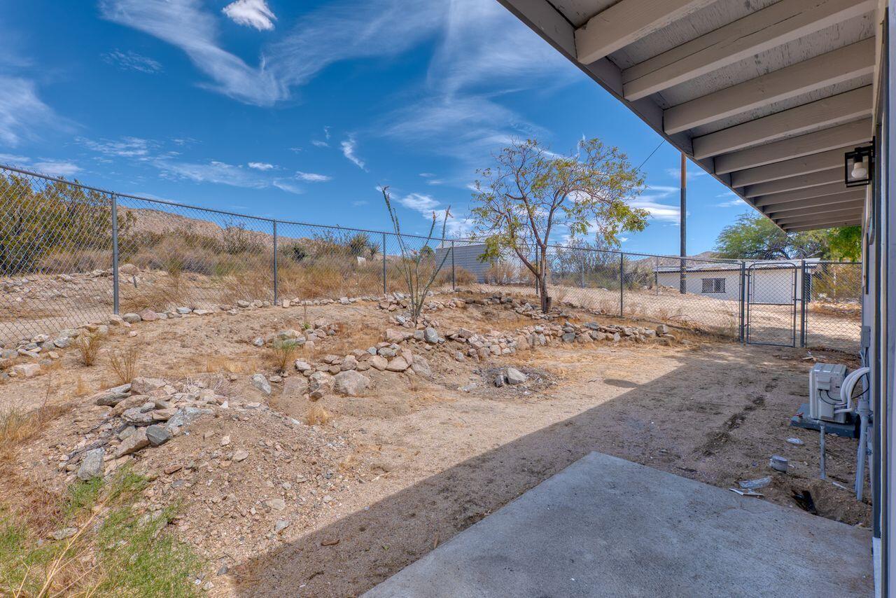 51944 Northridge Road Morongo Valley, CA 92256 - Photo 21 of 46 13