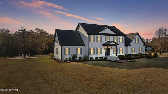 $679,000 | 328 Oak Bluff Road, Kinston, NC 28504