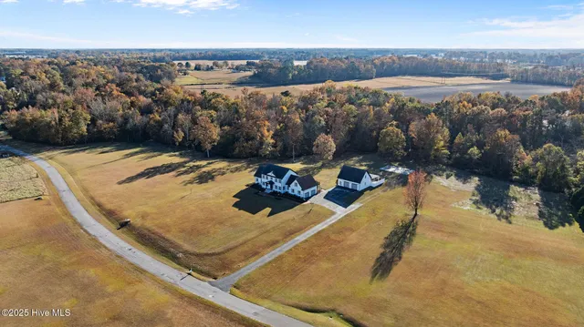 $679,000 | 328 Oak Bluff Road, Kinston, NC 28504