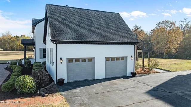 $679,000 | 328 Oak Bluff Road, Kinston, NC 28504