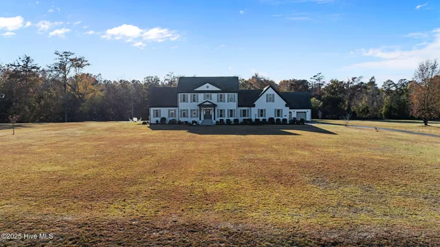 $679,000 | 328 Oak Bluff Road, Kinston, NC 28504