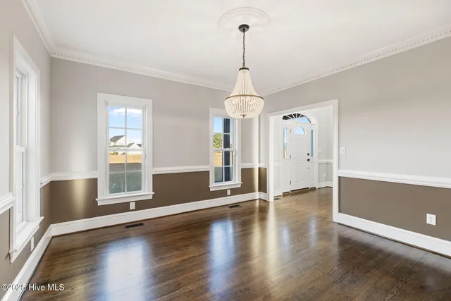 $679,000 | 328 Oak Bluff Road, Kinston, NC 28504