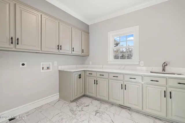 $679,000 | 328 Oak Bluff Road, Kinston, NC 28504