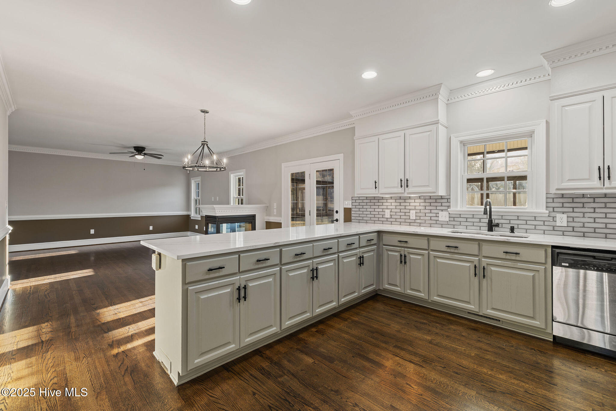 328 Oak Bluff Road Kinston, NC 28504 - Photo 36 of 65 5T5A9269