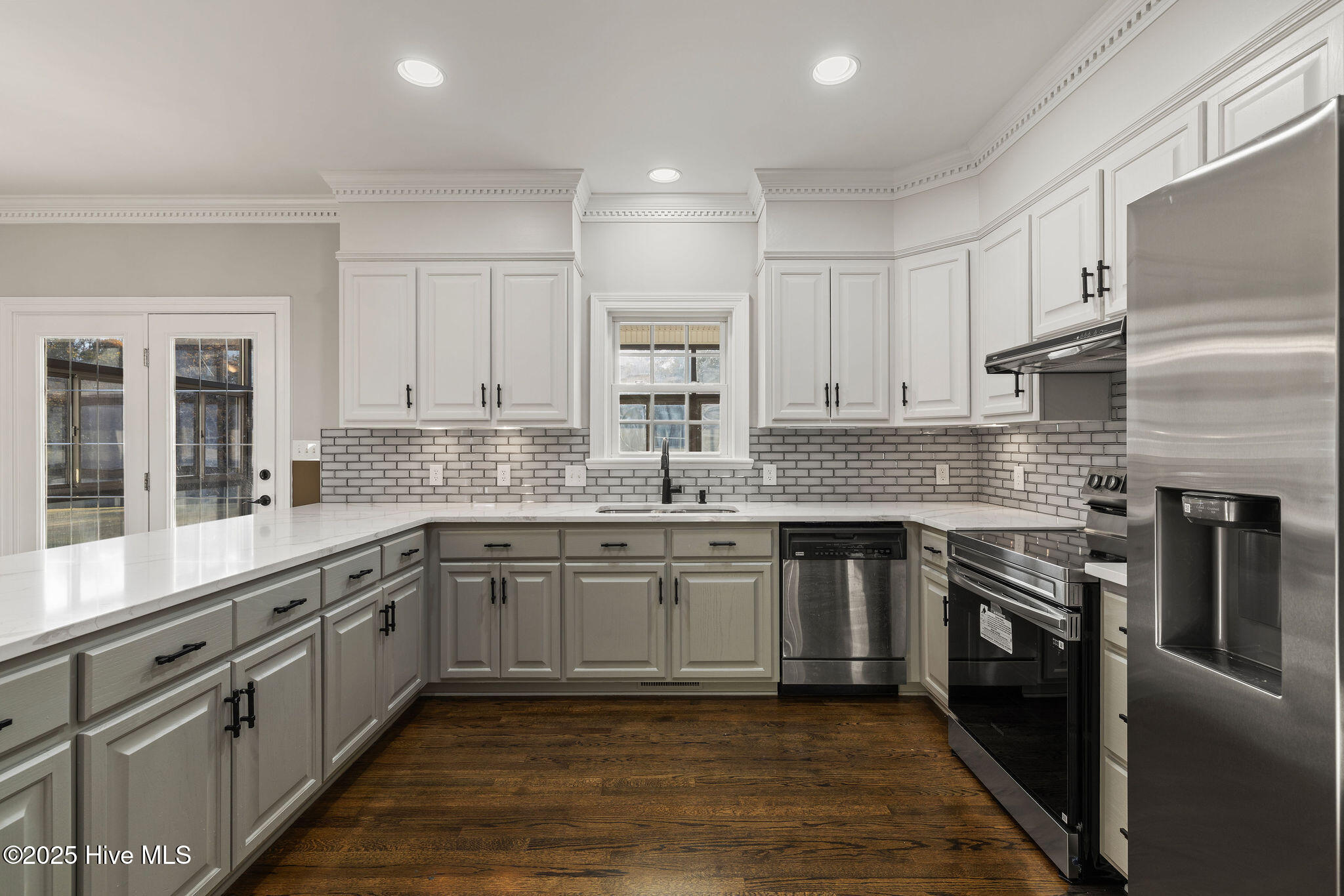 328 Oak Bluff Road Kinston, NC 28504 - Photo 37 of 65 5T5A9274