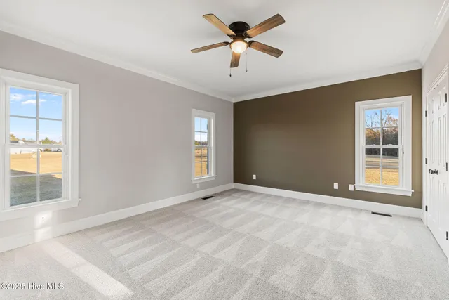 $679,000 | 328 Oak Bluff Road, Kinston, NC 28504