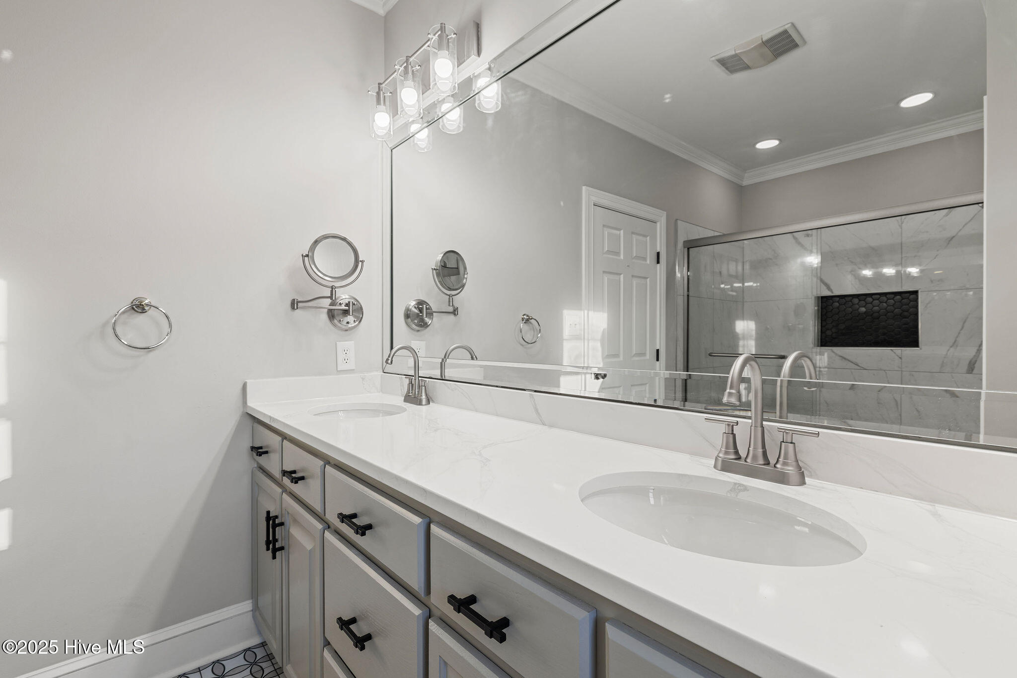 328 Oak Bluff Road Kinston, NC 28504 - Photo 51 of 65 5T5A9349