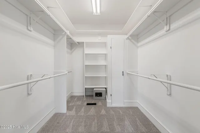 $679,000 | 328 Oak Bluff Road, Kinston, NC 28504