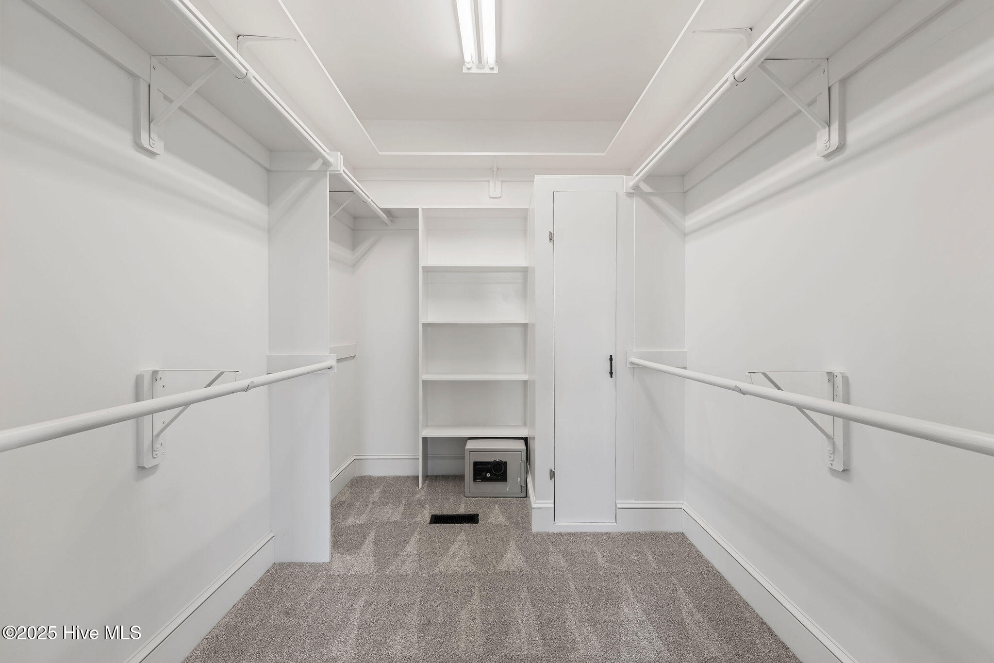 328 Oak Bluff Road Kinston, NC 28504 - Photo 53 of 65 5T5A9359