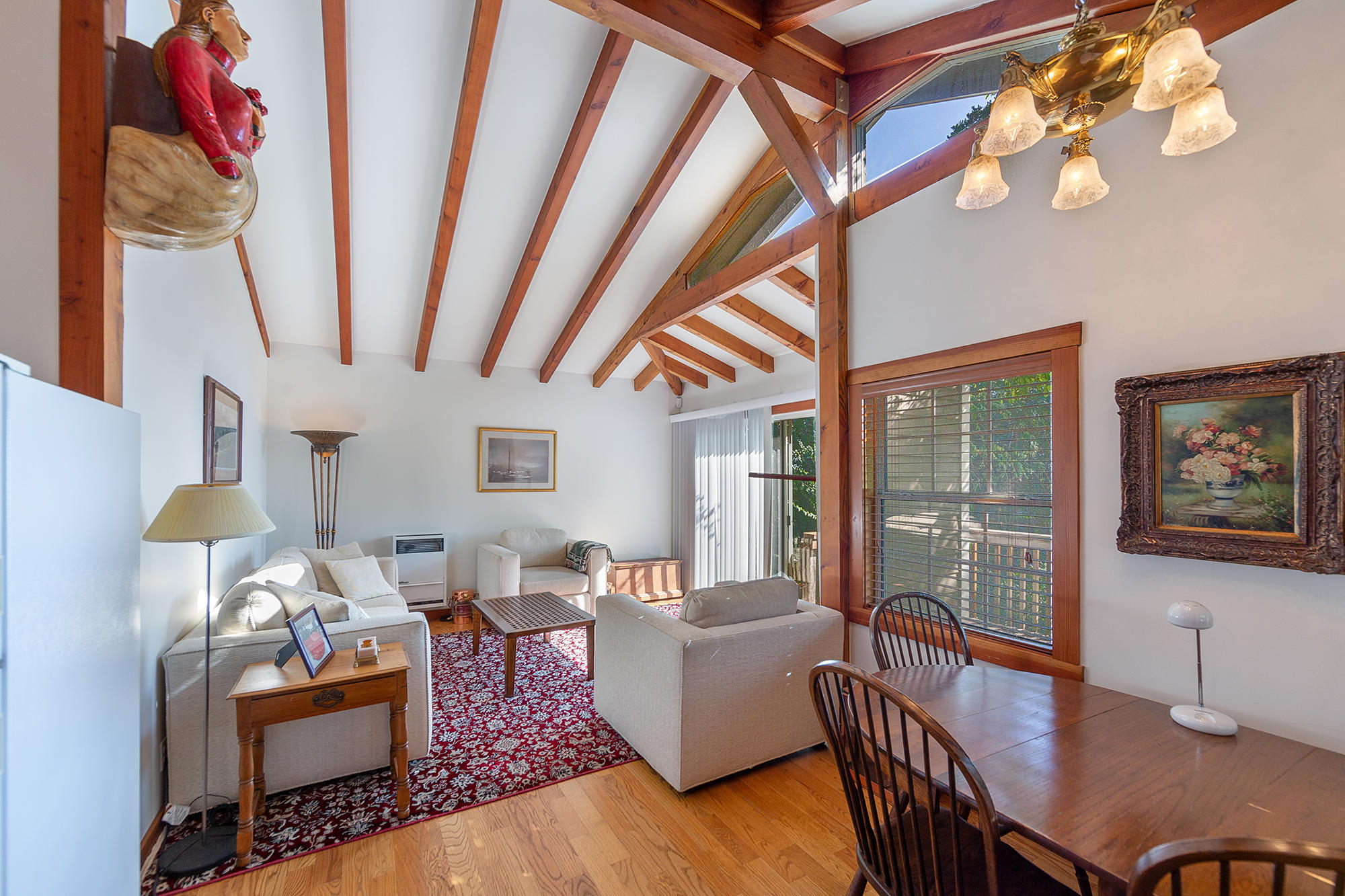 822 Jimeno Road Santa Barbara, CA 93103 - Photo 22 of 35 Living Room in Guest House