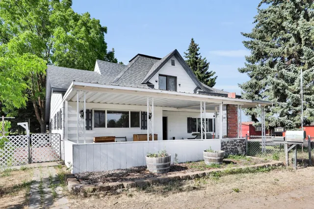 $465,000 | 403 North Jefferson Street, Medical Lake, WA 99022