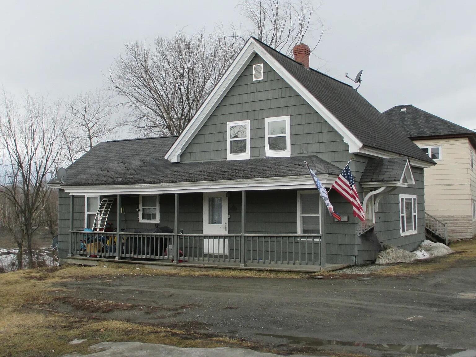 87 Market Street Fort Kent, ME 04743 - Photo 1 of 18 E658361D-BFEC-47F4-84ED-50EA66F2614C