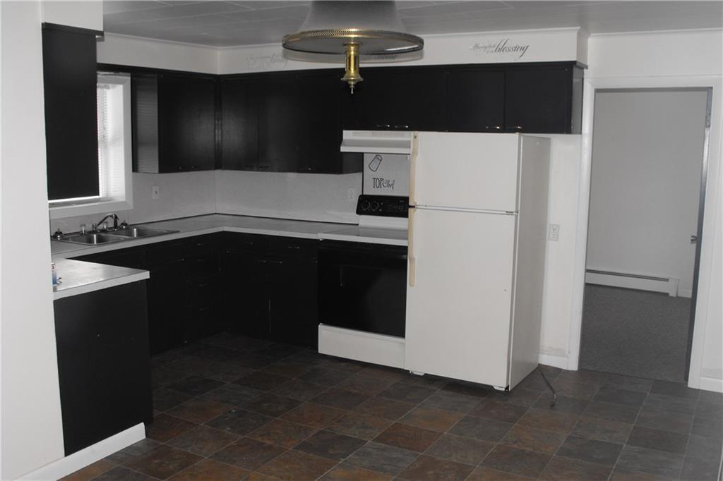 87 Market Street Fort Kent, ME 04743 - Photo 4 of 18 A1241220-48B1-4BAB-B069-AC57BF13A8C0