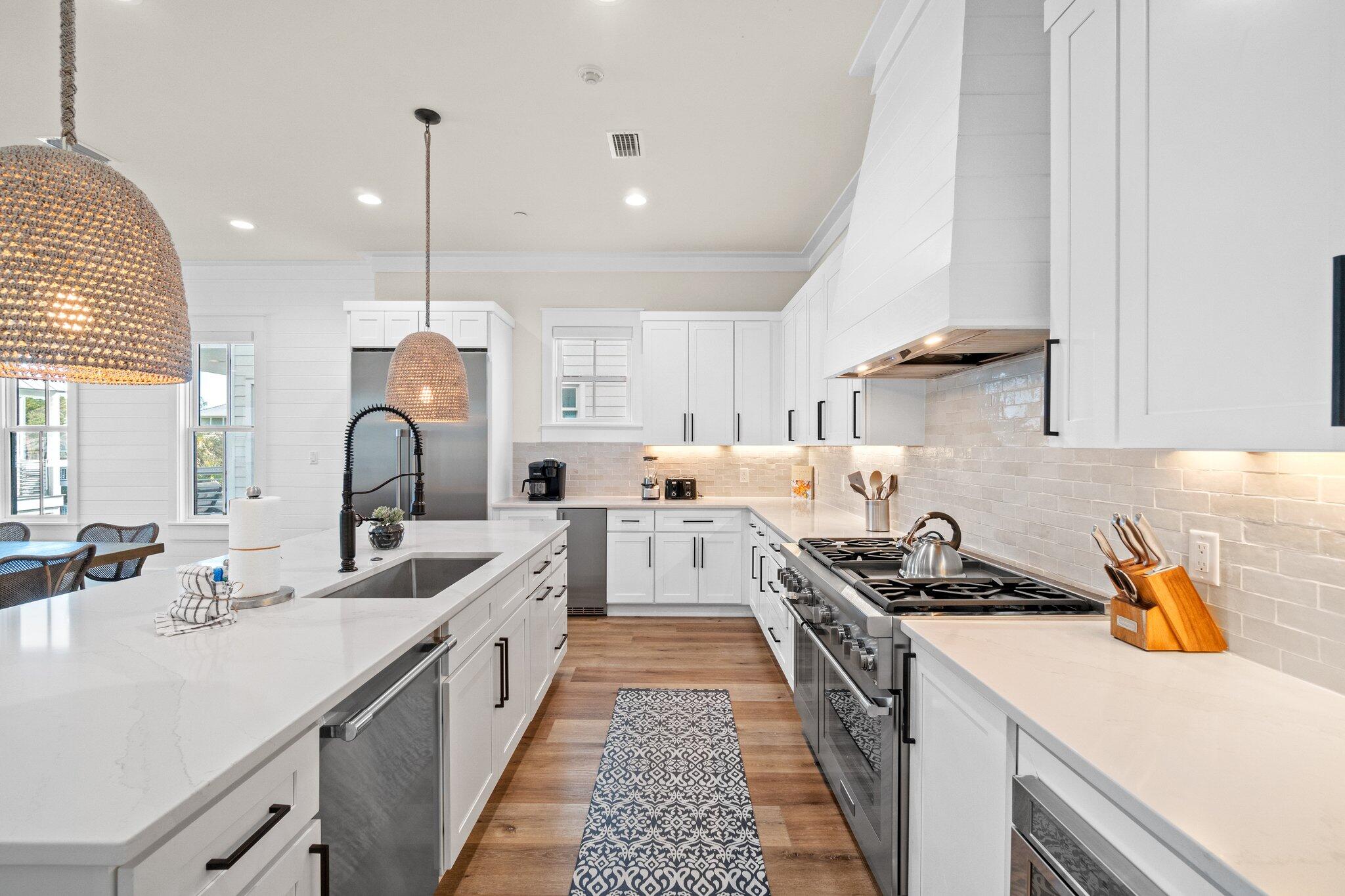 3355 East County Highway 30A Santa Rosa Beach, FL 32459 - Photo 22 of 50 Kitchen