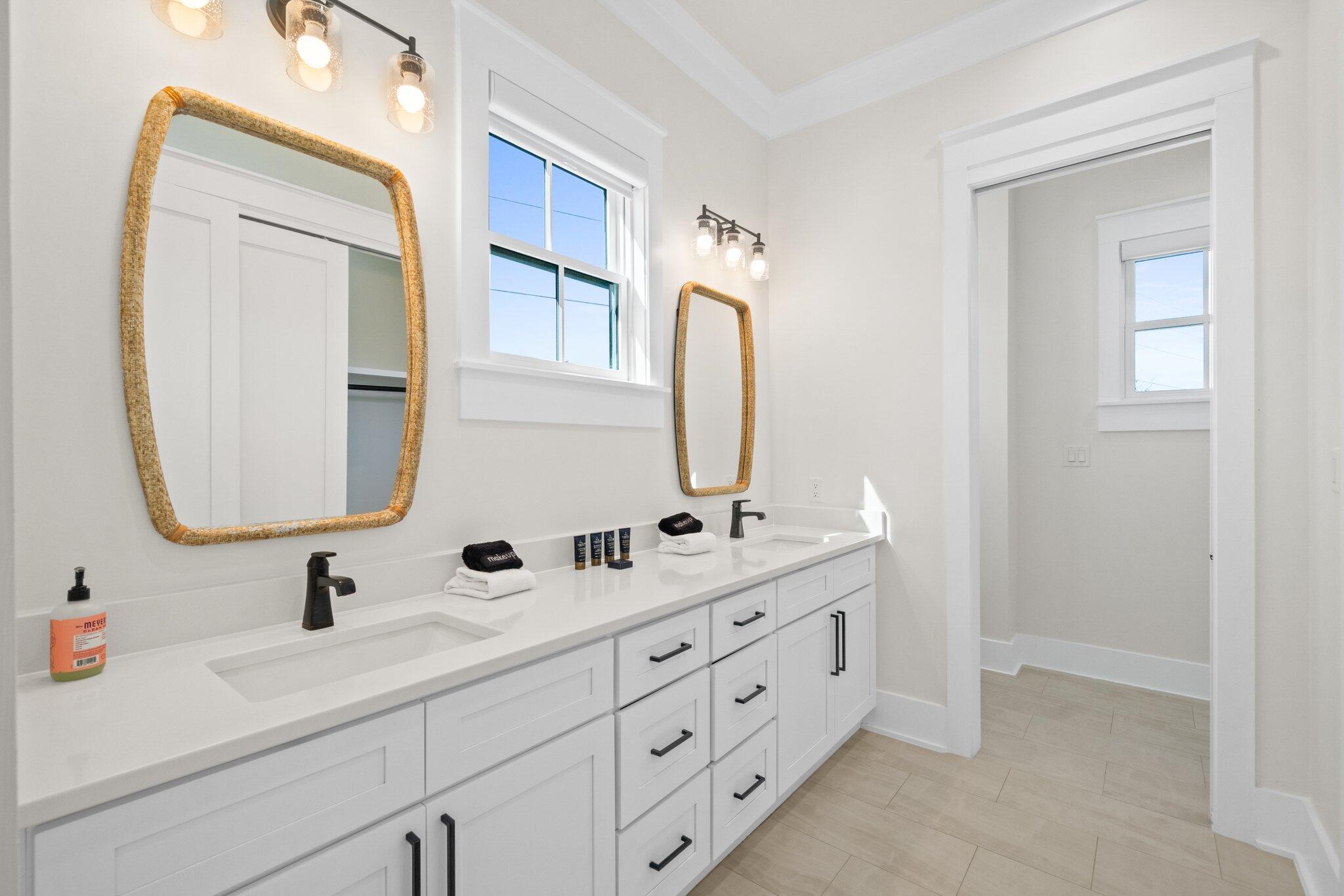 3355 East County Highway 30A Santa Rosa Beach, FL 32459 - Photo 28 of 50 Second Floor Master Bath