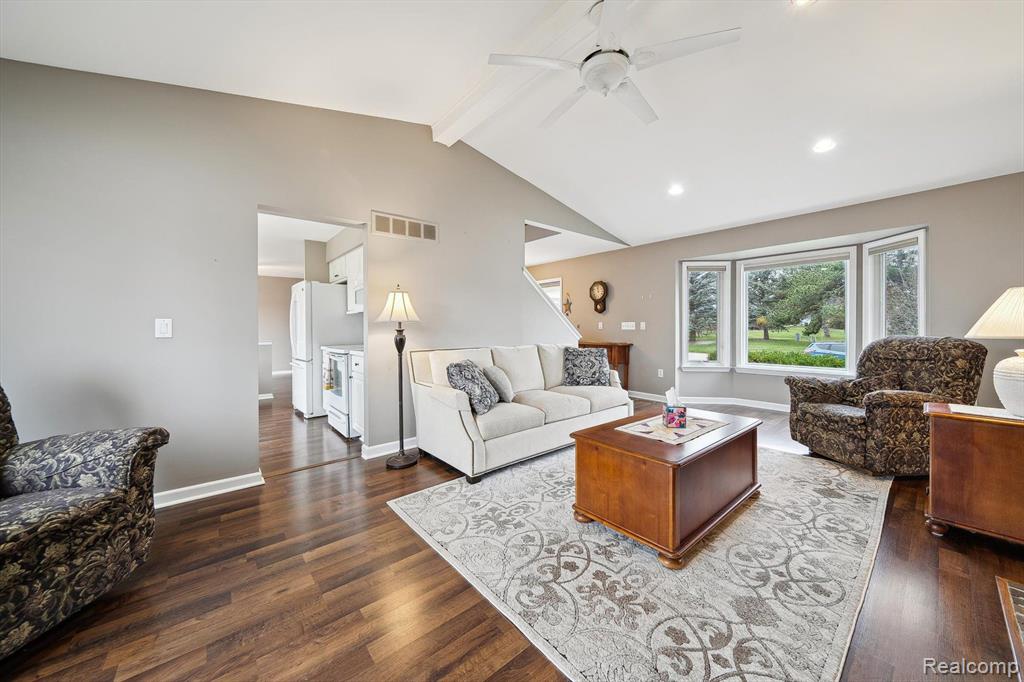 2275 Highsplint Drive Rochester Hills, MI 48307 - Photo 7 of 40 Gallery Image 7