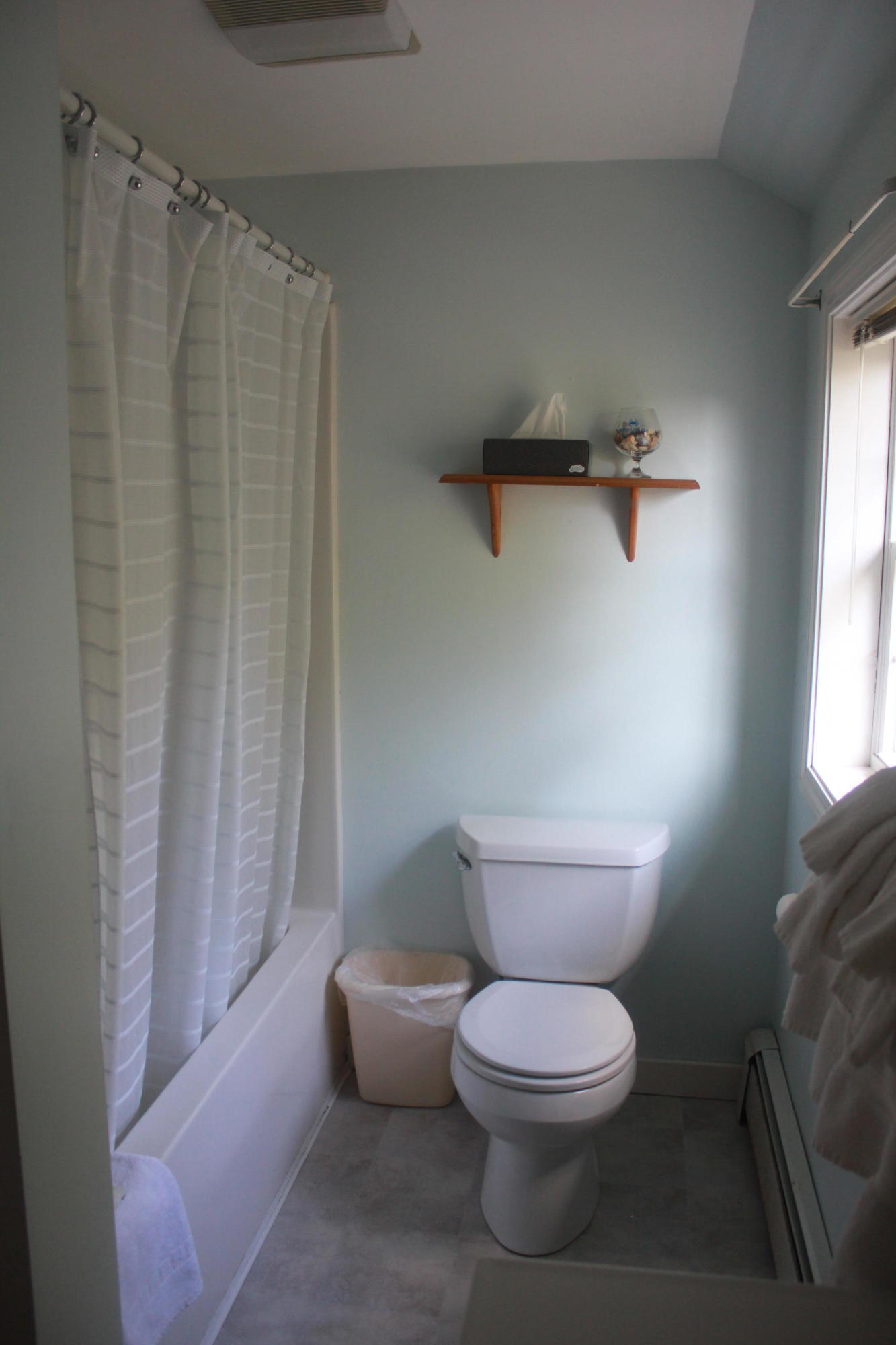 43 Main Street Mount Desert, ME 04675 - Photo 10 of 15 43 Main St 04675 bath