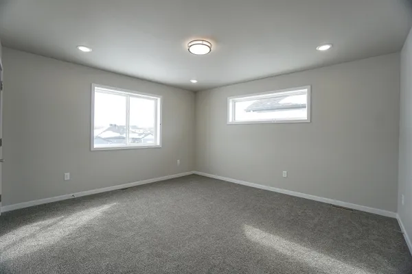 $374,899 | 8068 Goldfinch Drive, Horace, ND 58047