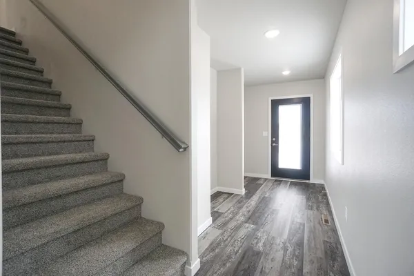 $374,899 | 8068 Goldfinch Drive, Horace, ND 58047