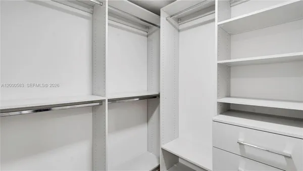 $4,495 | 555 Northeast 34th Street, Unit 2708, Miami, FL 33137