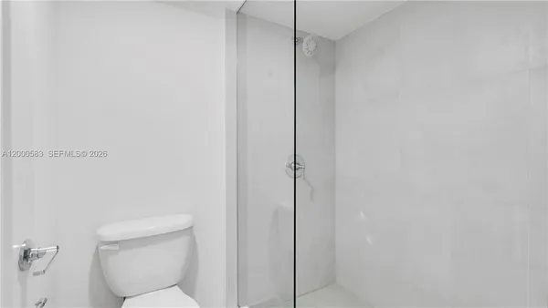 $4,495 | 555 Northeast 34th Street, Unit 2708, Miami, FL 33137