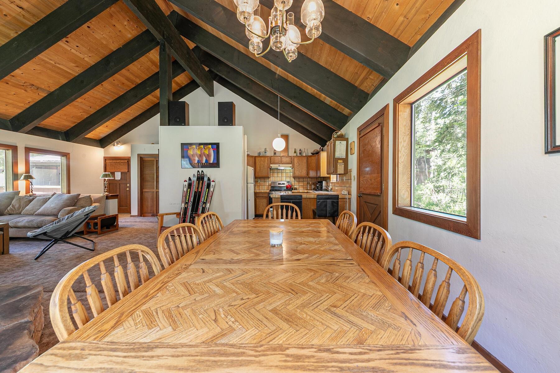 14620 Christie Lane Truckee, CA 96161 - Photo 16 of 28 a view of a livingroom with furniture