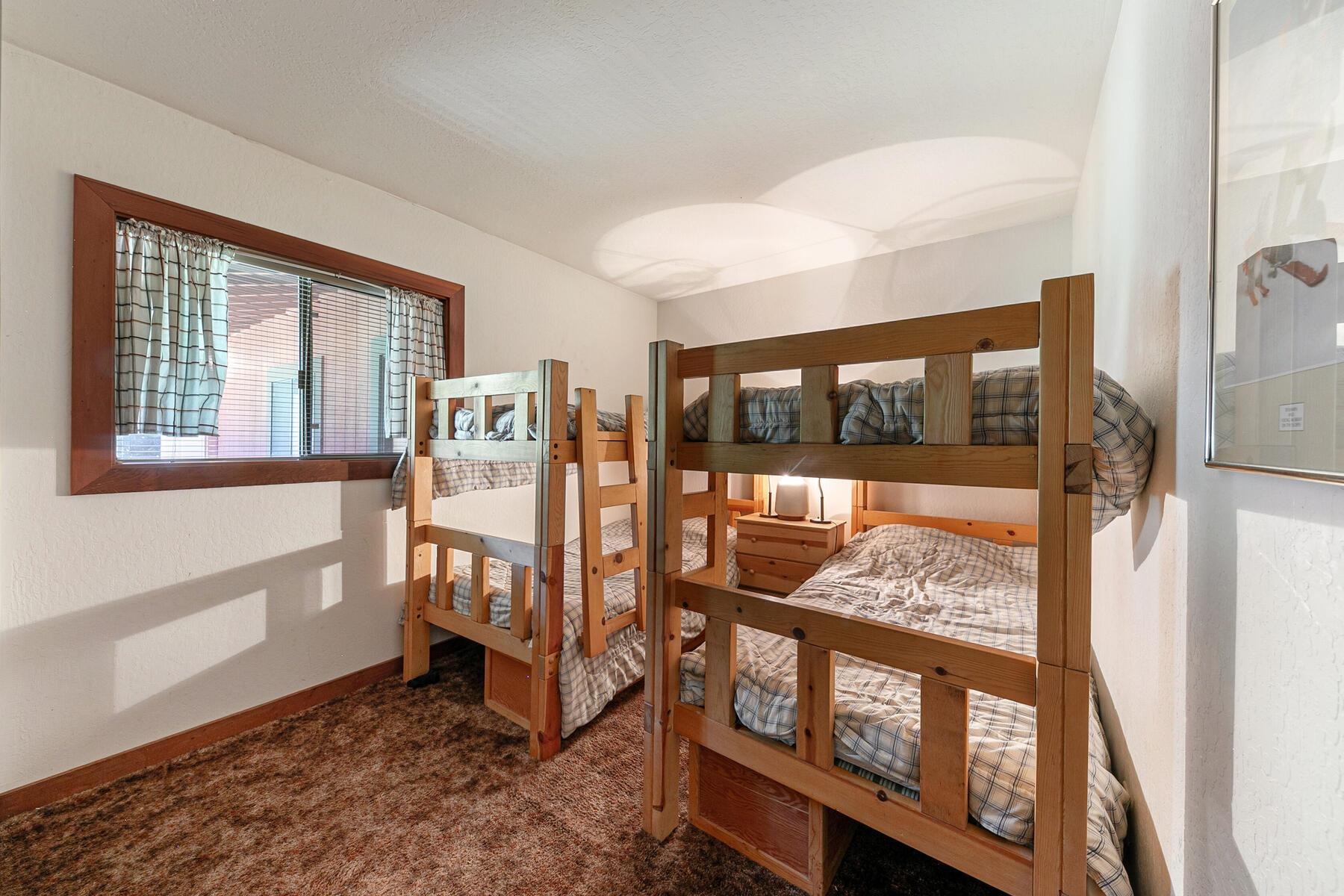 14620 Christie Lane Truckee, CA 96161 - Photo 21 of 28 a view of living room and window