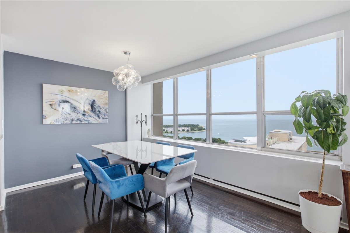 655 West Irving Park Road, Unit 2701 Chicago, IL 60613 - Photo 9 of 29 Gallery Image 9