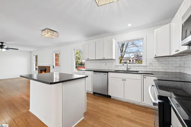 $367,000 | 8 Howell Circle, Greenville, SC 29615