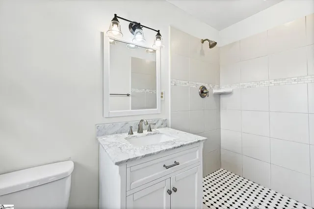 $367,000 | 8 Howell Circle, Greenville, SC 29615