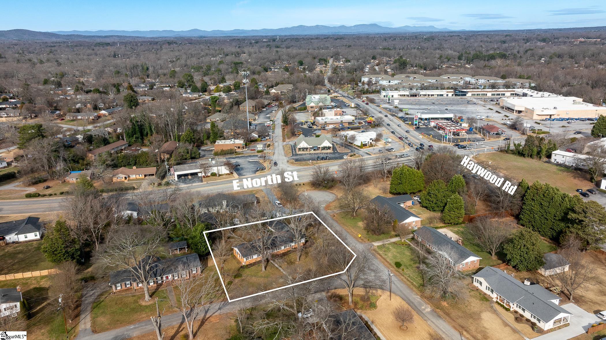 8 Howell Circle Greenville, SC 29615 - Photo 35 of 48