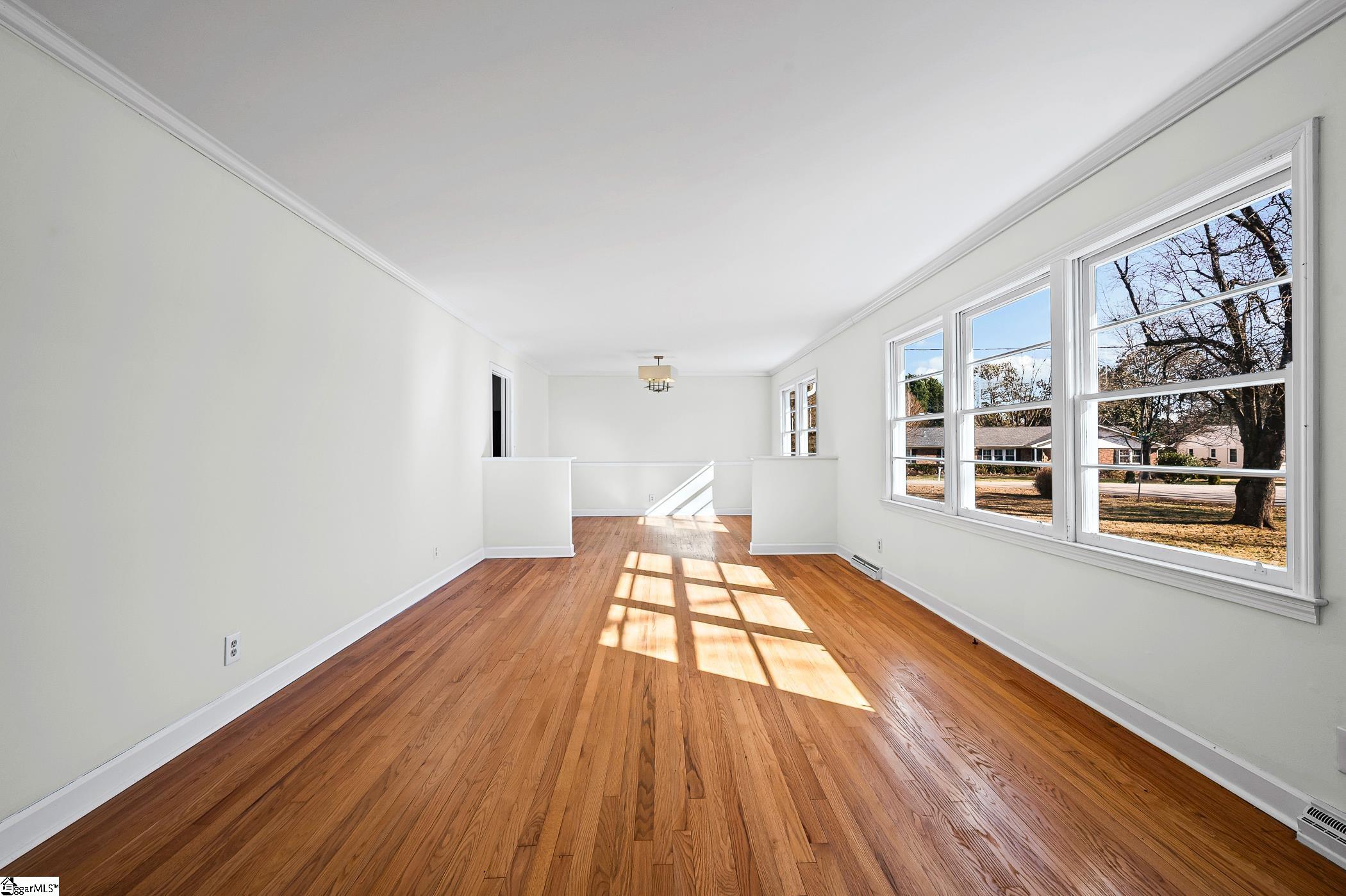 8 Howell Circle Greenville, SC 29615 - Photo 4 of 48