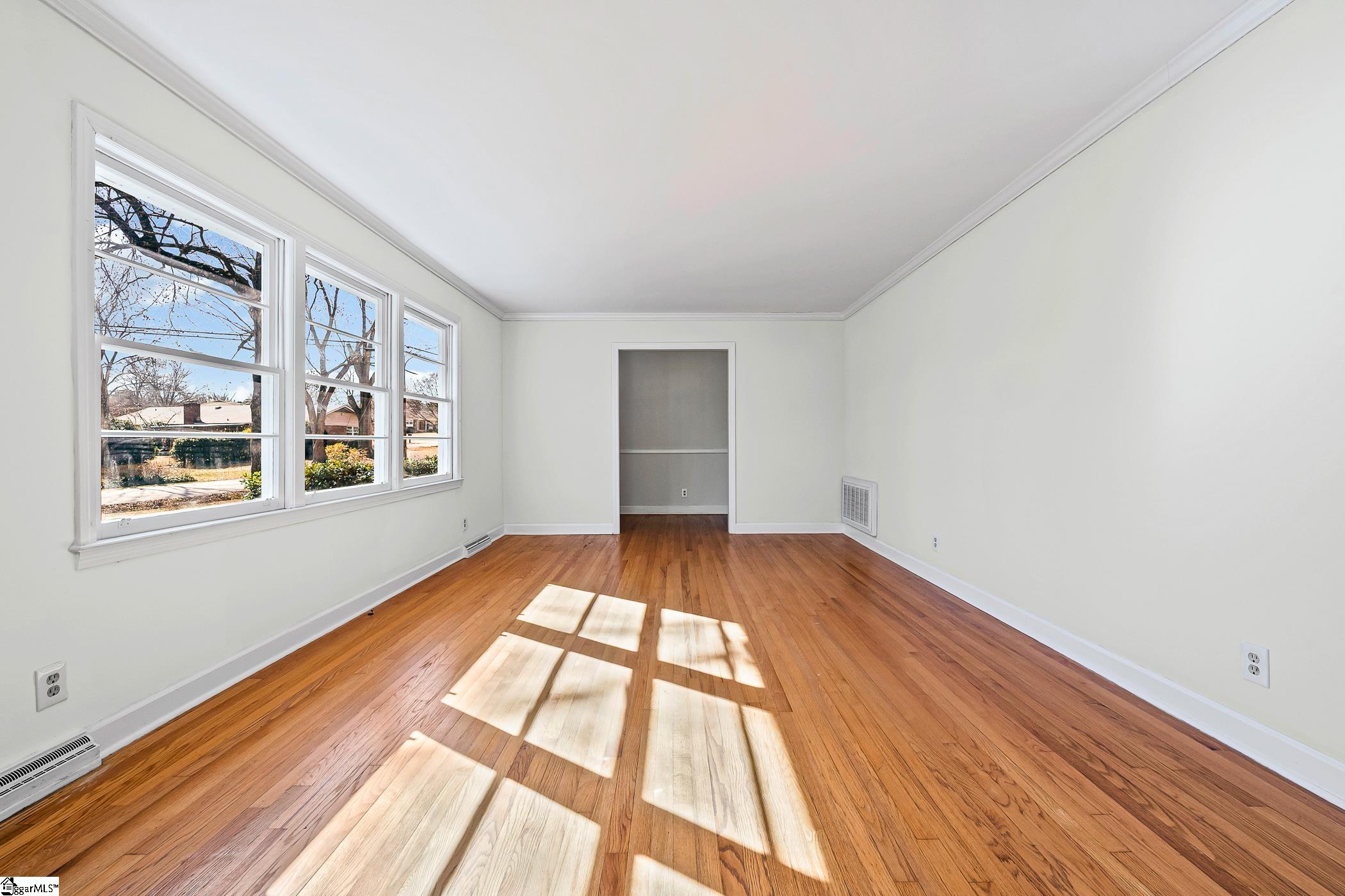 8 Howell Circle Greenville, SC 29615 - Photo 6 of 48