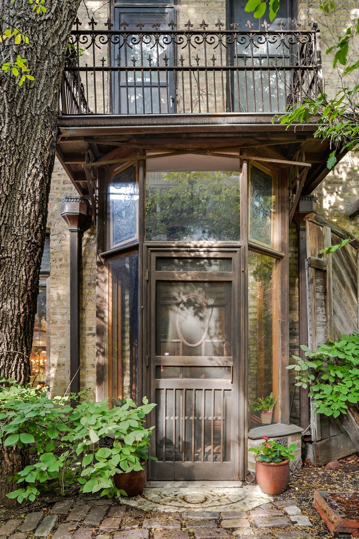 844 West Altgeld Street Chicago, IL 60614 - Photo 8 of 25