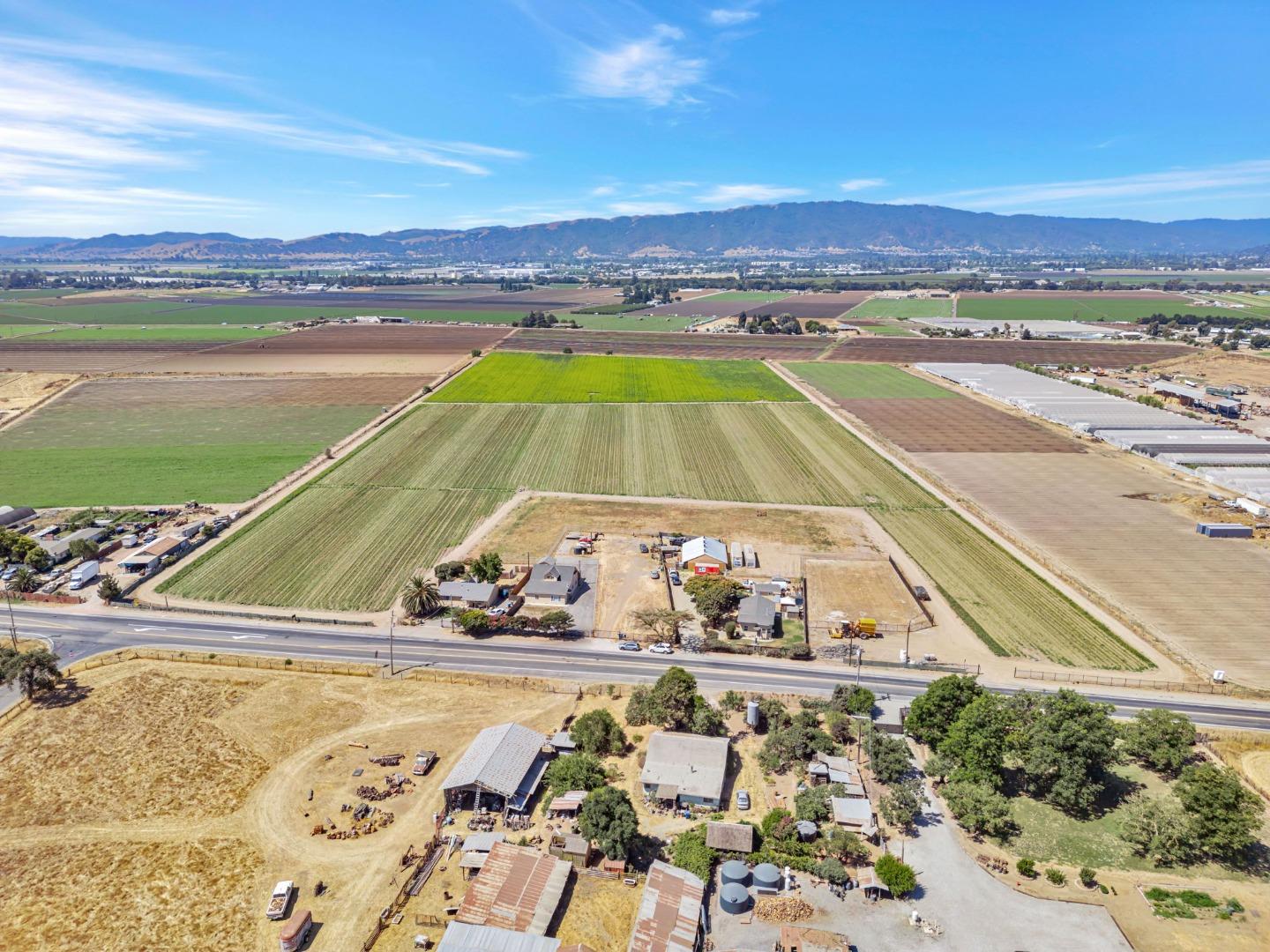 2712 Ferguson Road Gilroy, CA 95020 - Photo 26 of 55