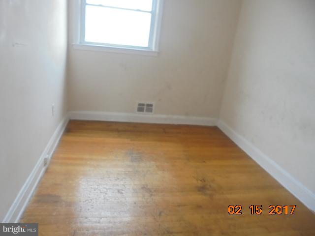 5509 Moravia Road Baltimore, MD 21206 - Photo 6 of 10 Bedroom